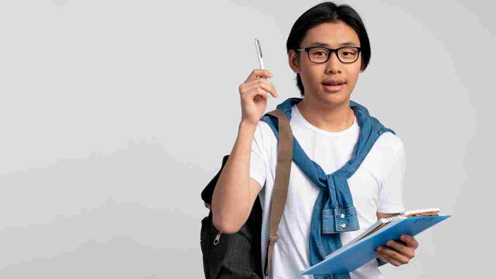 Lulusan SMA memulai perjalanan di bidang Digital Marketing